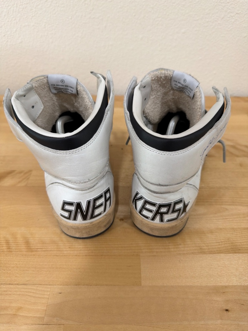 Golden Goose men’s SkyStar shoes. Size EU45 - Picture 4 of 5